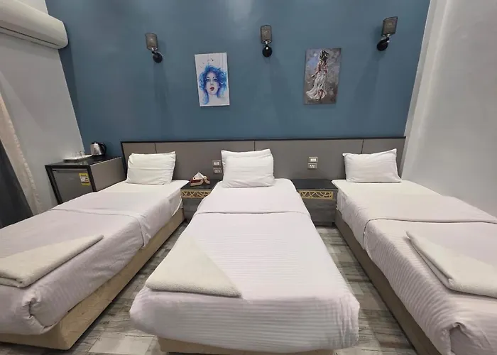 The Australian Hostel